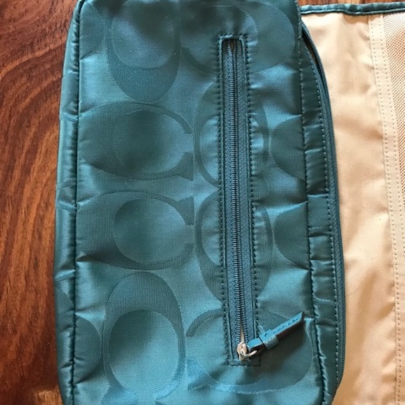 Coach Sateen Blue Travel/Accessory/Makeup Bag - Picture 3 of 7
